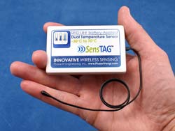senstag-dual-temp-web HF RFID Tethered high-temperature sensor