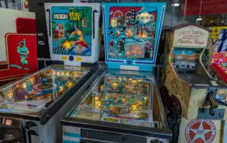Retro Pinball and Shooter Machines