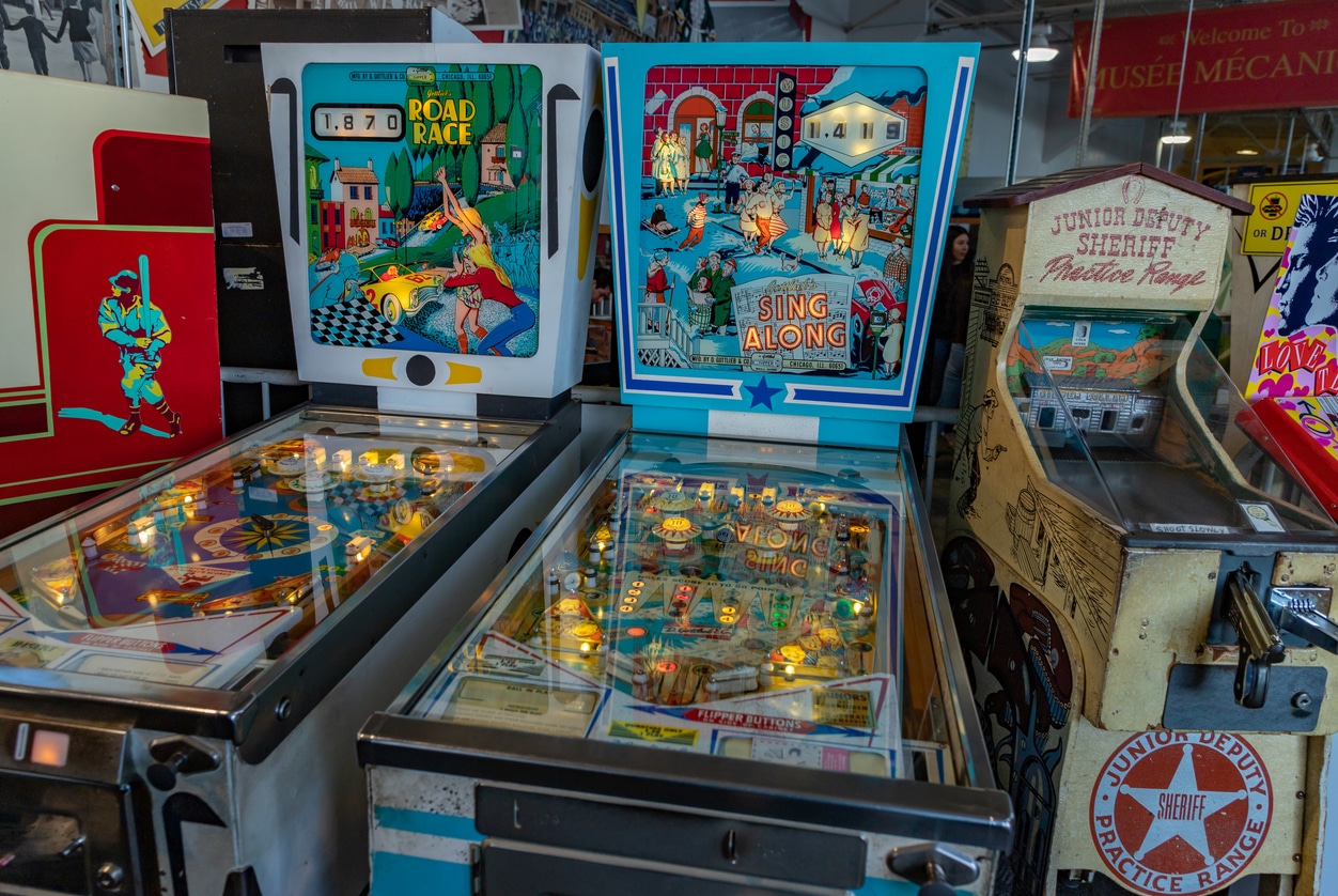 Retro Pinball and Shooter Machines Retro Pinball and Shooter Machines