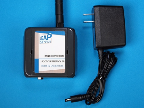 wireless sensor range extender repeater